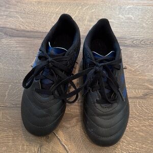 Adidas Little kids soccer cleats